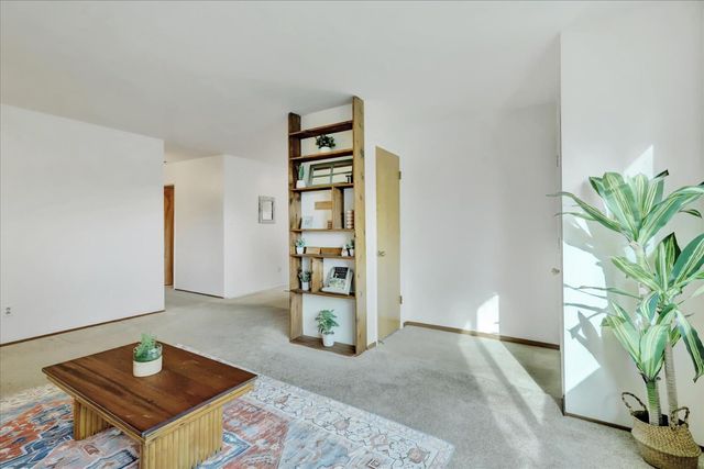 882 Forest Glade Cir, Grass Valley, CA 95945