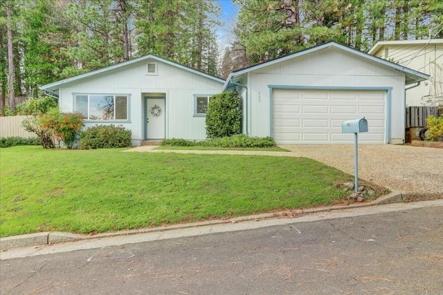 882 Forest Glade Cir, Grass Valley, CA 95945