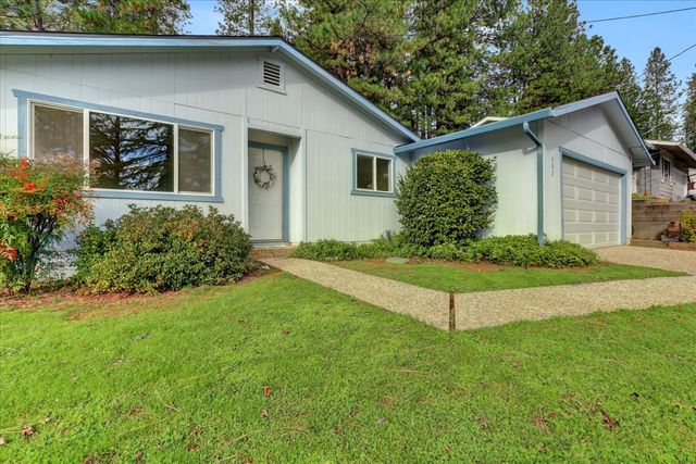 882 Forest Glade Cir, Grass Valley, CA 95945