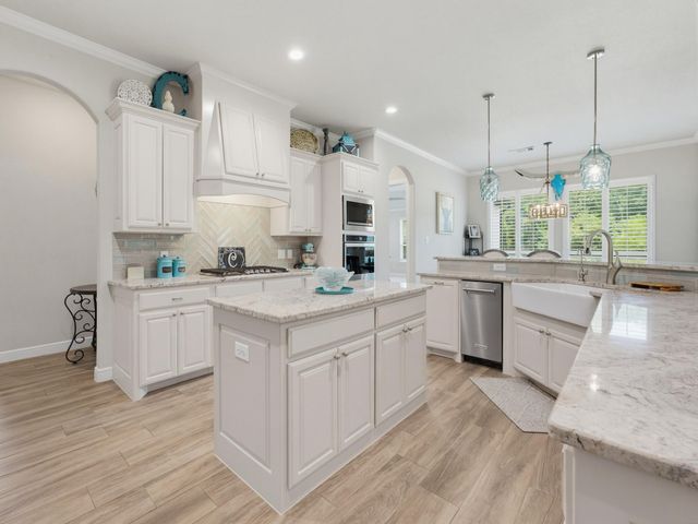 209 Rio Rancho Drive, Decatur, TX 76234