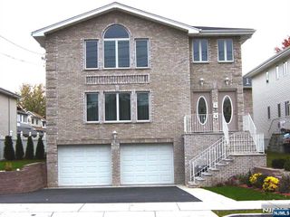 755 Edgewater Avenue 2, Ridgefield, NJ 07657