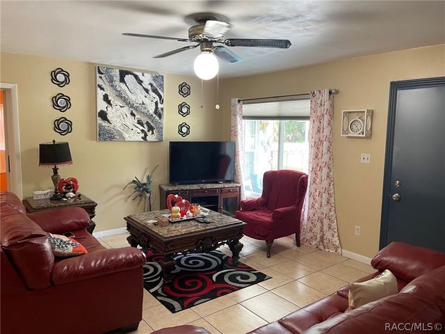 21332 SW Rainbow Lakes Boulevard, Dunnellon, FL 34431