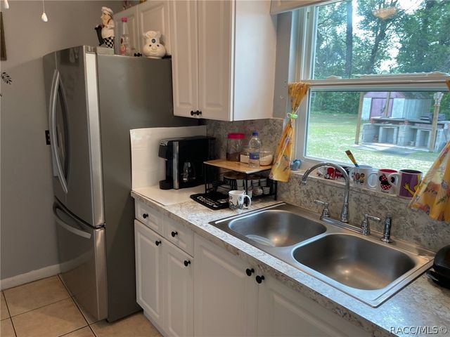 21332 SW Rainbow Lakes Boulevard, Dunnellon, FL 34431