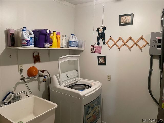 21332 SW Rainbow Lakes Boulevard, Dunnellon, FL 34431