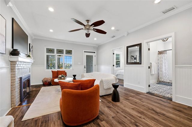 709 W PENINSULAR STREET, Tampa, FL 33603