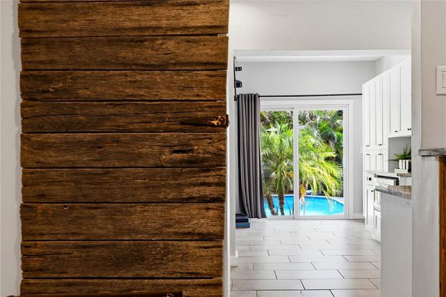 709 W PENINSULAR STREET, Tampa, FL 33603