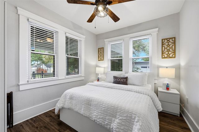 709 W PENINSULAR STREET, Tampa, FL 33603