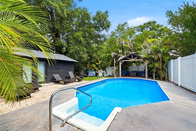 709 W PENINSULAR STREET, Tampa, FL 33603