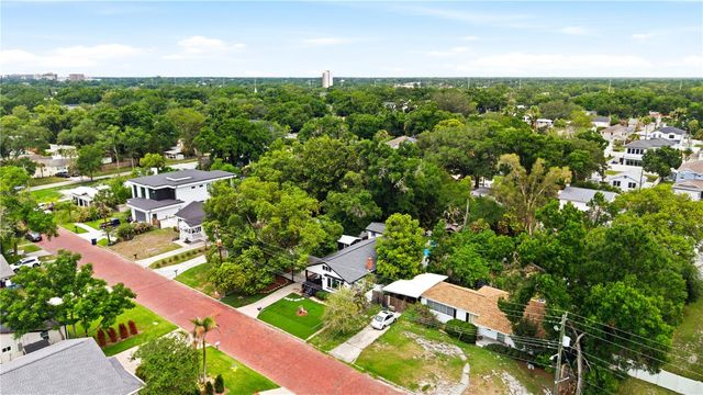 709 W PENINSULAR STREET, Tampa, FL 33603