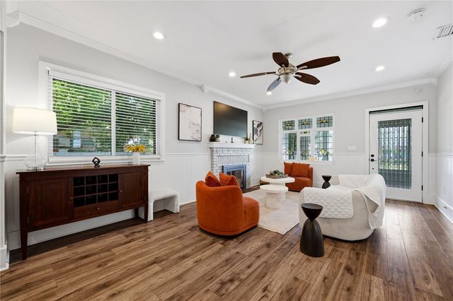 709 W PENINSULAR STREET, Tampa, FL 33603