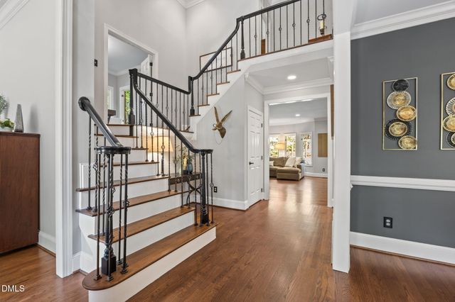 102 Eyemouth Court, Cary, NC 27513