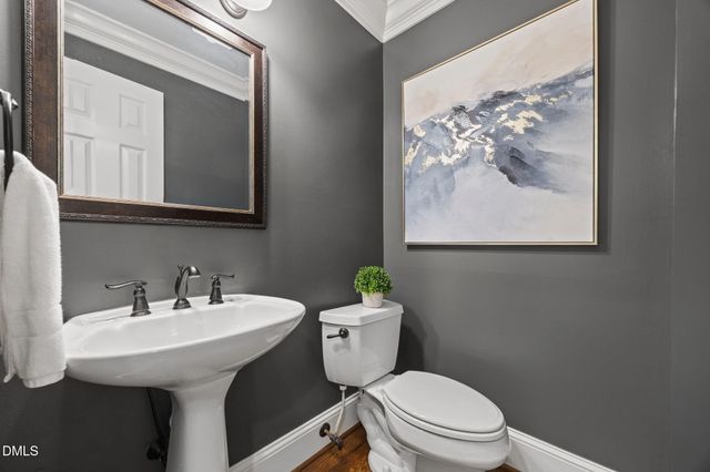 102 Eyemouth Court, Cary, NC 27513