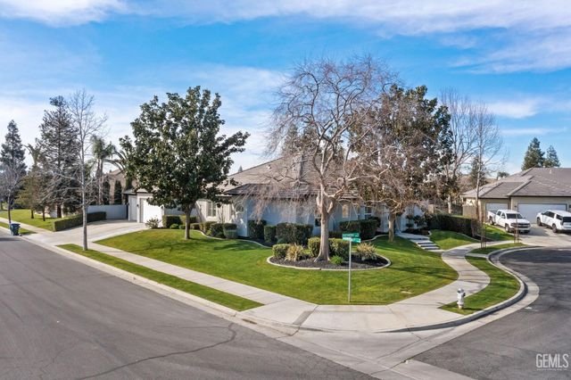 12401 Southworth Court, Bakersfield, CA 93311