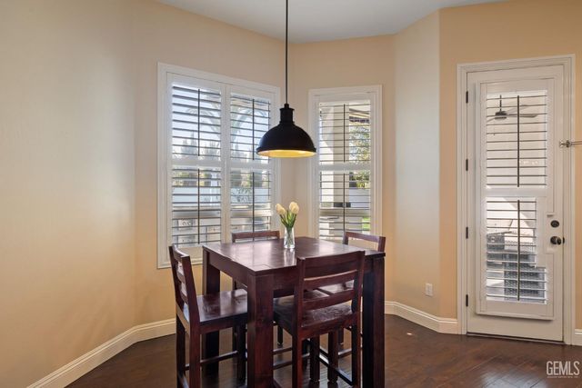 12401 Southworth Court, Bakersfield, CA 93311