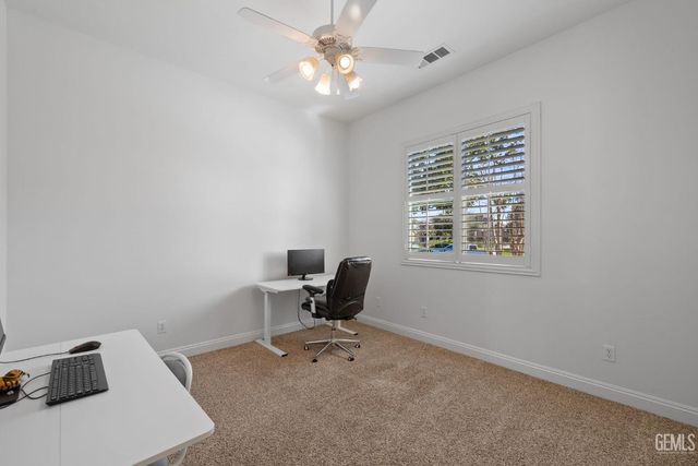 12401 Southworth Court, Bakersfield, CA 93311