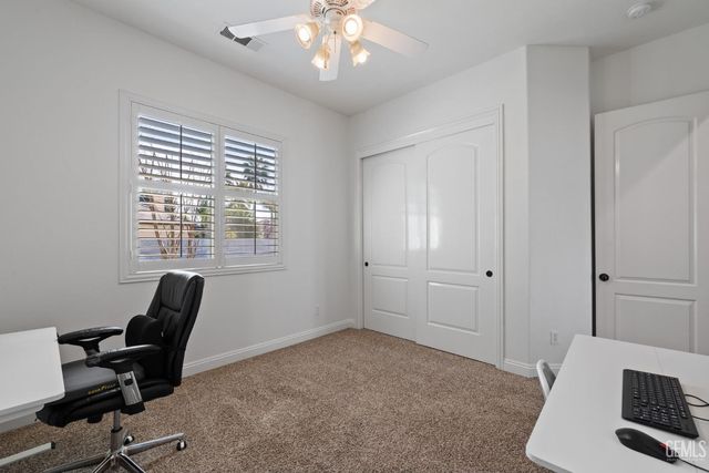 12401 Southworth Court, Bakersfield, CA 93311