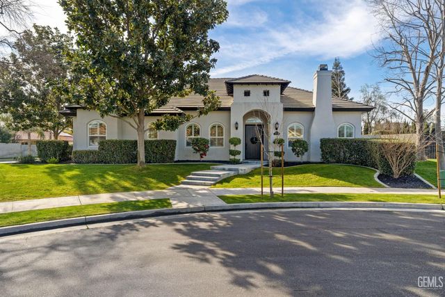 12401 Southworth Court, Bakersfield, CA 93311