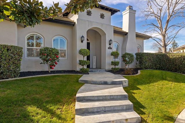 12401 Southworth Court, Bakersfield, CA 93311