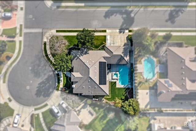 12401 Southworth Court, Bakersfield, CA 93311