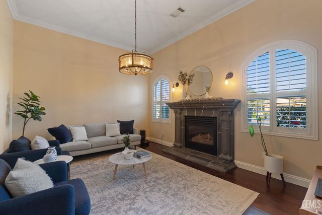 12401 Southworth Court, Bakersfield, CA 93311