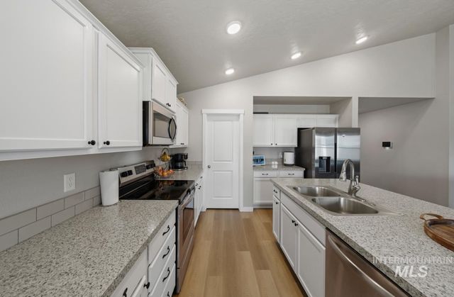 12443 Varga St., Caldwell, ID 83607