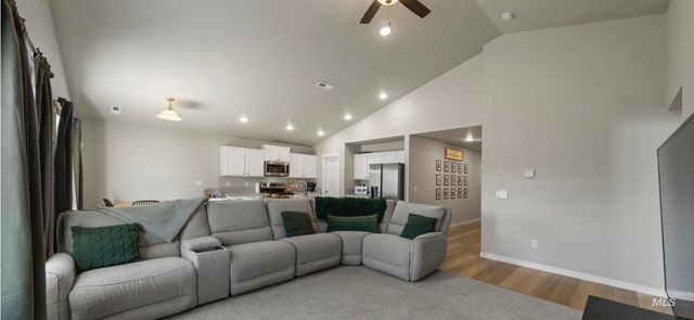 12443 Varga St., Caldwell, ID 83607