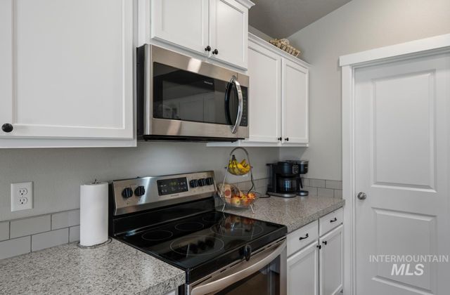 12443 Varga St., Caldwell, ID 83607