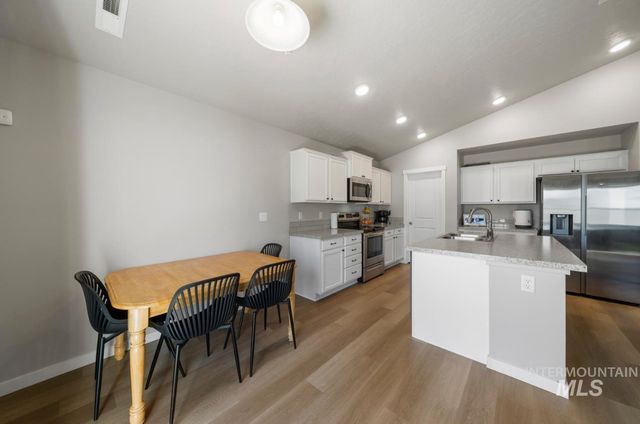 12443 Varga St., Caldwell, ID 83607