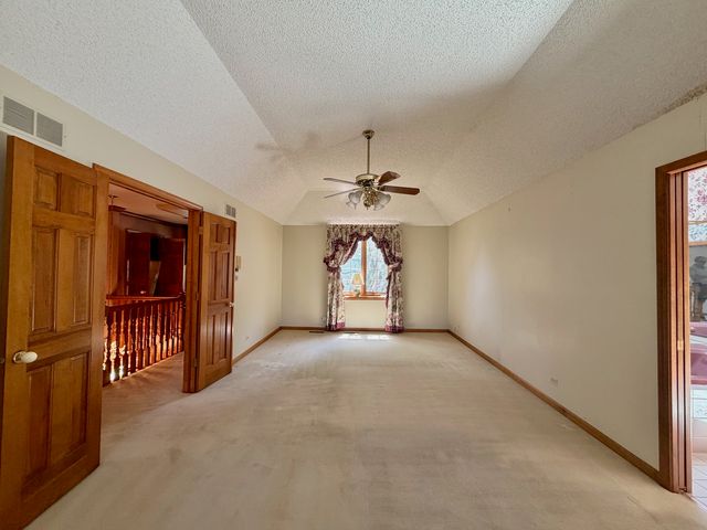 510 Delkir Court, Naperville, IL 60565