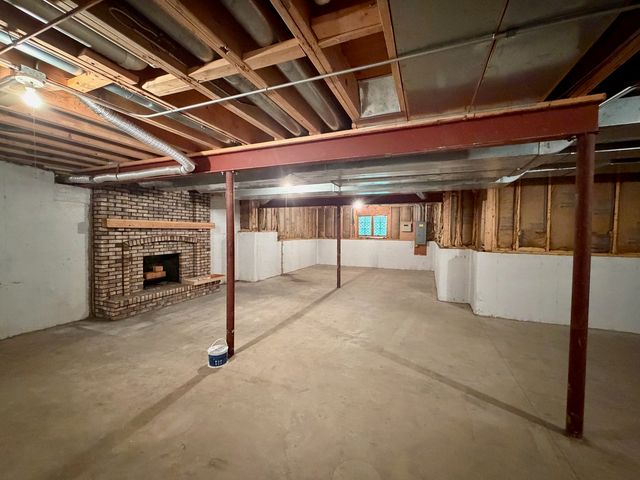 510 Delkir Court, Naperville, IL 60565