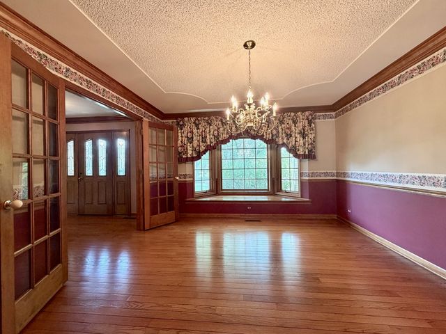 510 Delkir Court, Naperville, IL 60565