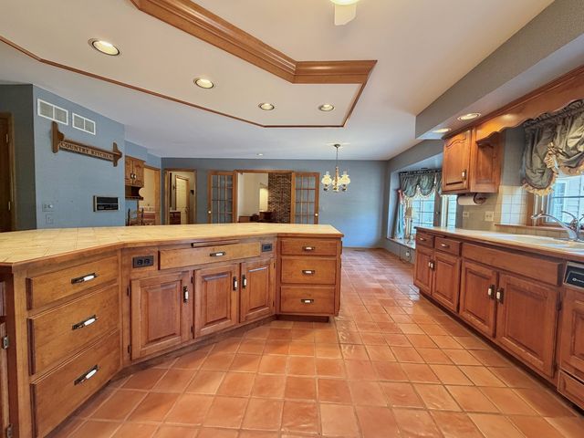 510 Delkir Court, Naperville, IL 60565
