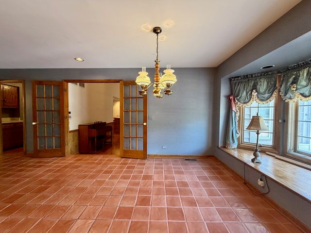 510 Delkir Court, Naperville, IL 60565