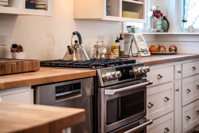 1215 Washington Street, Evanston, IL 60202