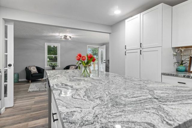 14372 SOUTH EAST SIDE HWY, Grottoes, VA 24401