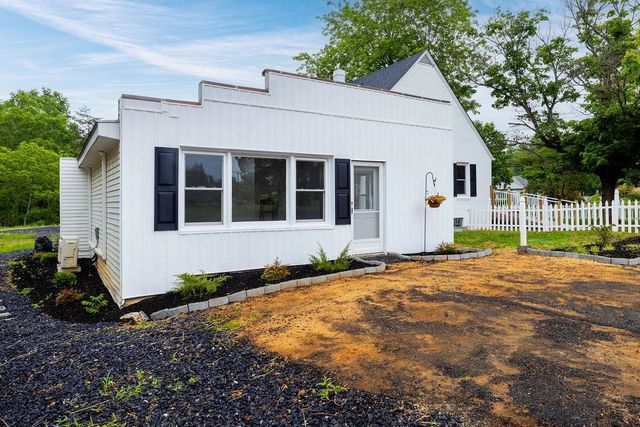 14372 SOUTH EAST SIDE HWY, Grottoes, VA 24401