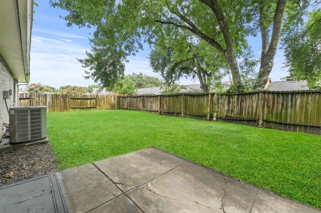 6931 Tara Drive, Richmond, TX 77469