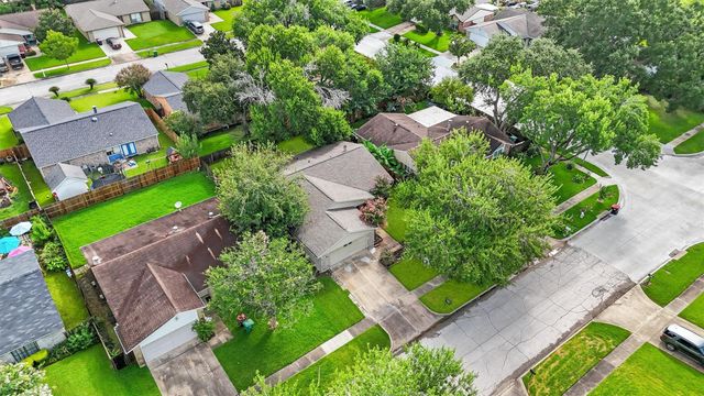 6931 Tara Drive, Richmond, TX 77469