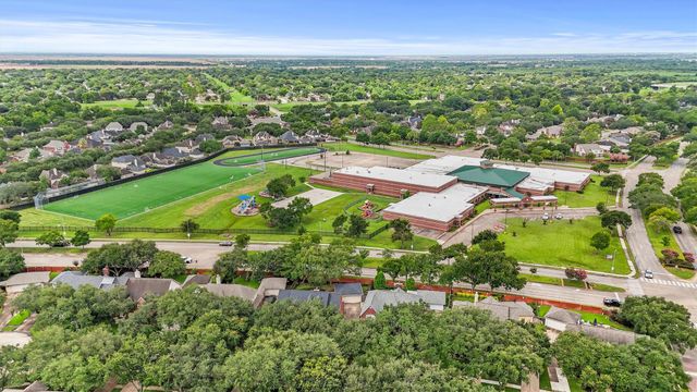 6931 Tara Drive, Richmond, TX 77469