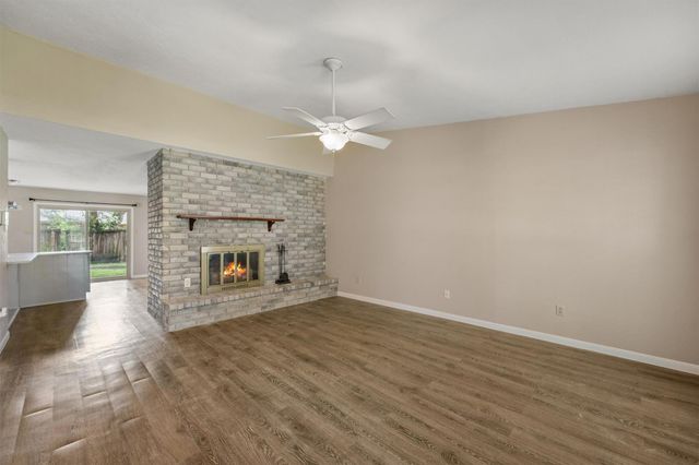 6931 Tara Drive, Richmond, TX 77469
