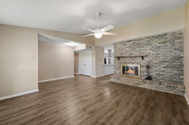 6931 Tara Drive, Richmond, TX 77469