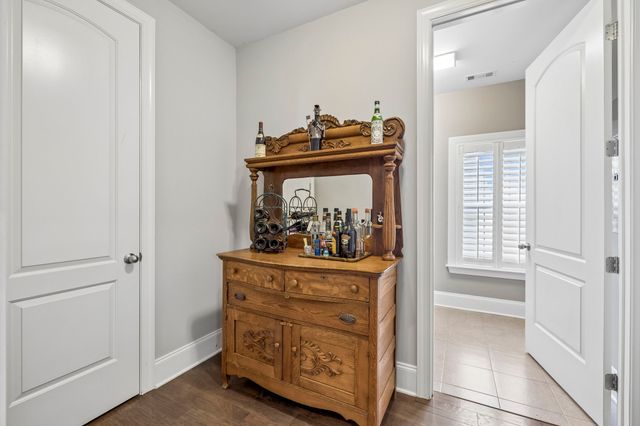 1025 Laffite Way, Gallatin, TN 37066