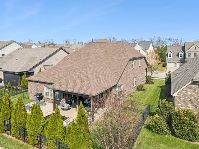 1025 Laffite Way, Gallatin, TN 37066