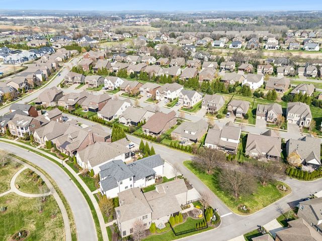 1025 Laffite Way, Gallatin, TN 37066