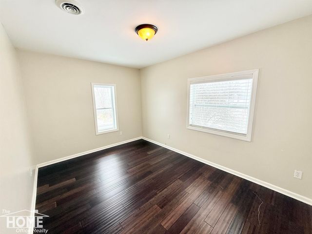 8324 E Goodall Road, Durand, MI 48429