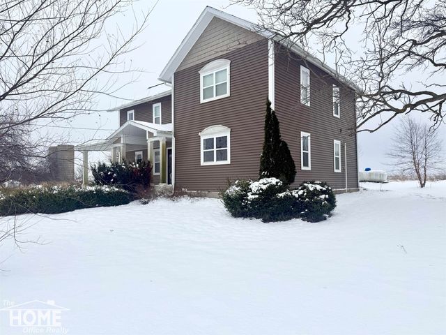 8324 E Goodall Road, Durand, MI 48429