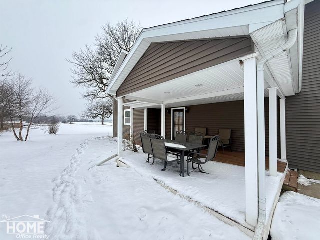 8324 E Goodall Road, Durand, MI 48429