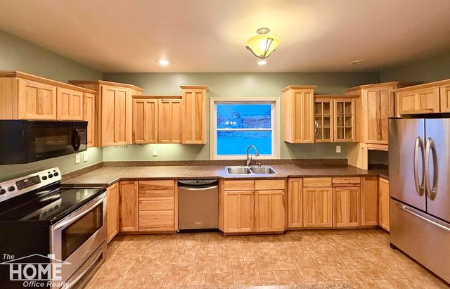 8324 E Goodall Road, Durand, MI 48429