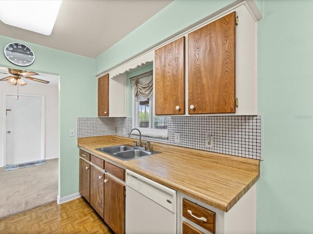 1754 GREAT BRIKHILL ROAD, Clearwater, FL 33755