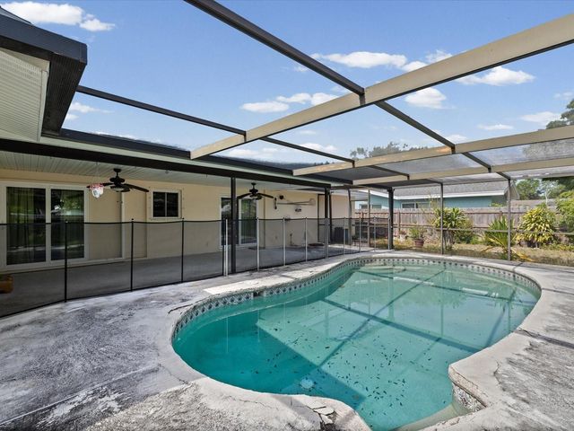 1754 GREAT BRIKHILL ROAD, Clearwater, FL 33755